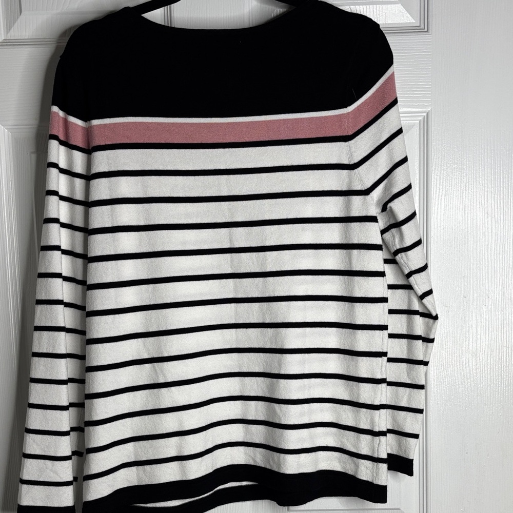 Pink Clover Women's Crew Neck Sweater - Black, Pink, White - Picture 3 of 4